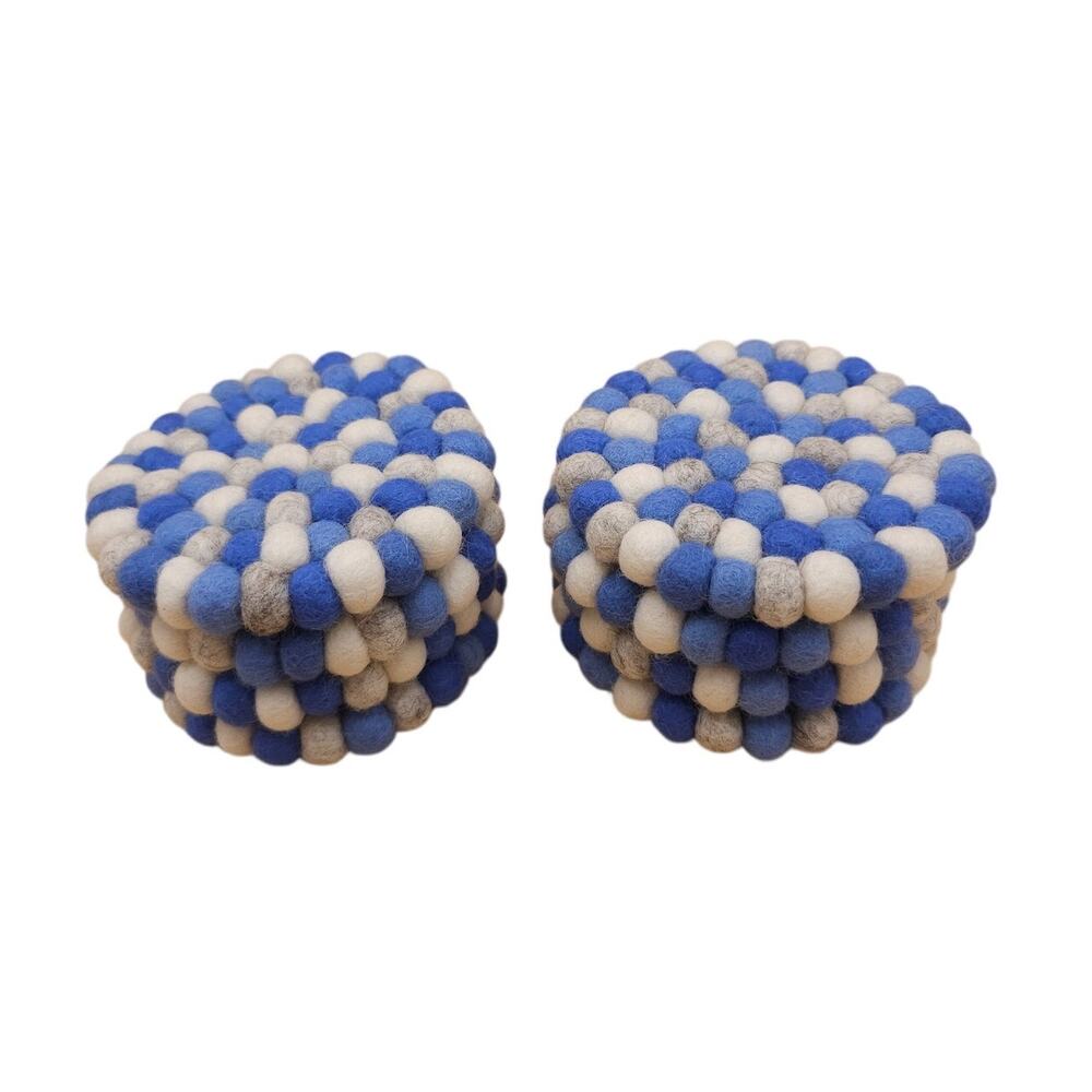 (8) Nepal Wool Drink Coasters 4" Diameter Round White Blue Set of 8 Never Used